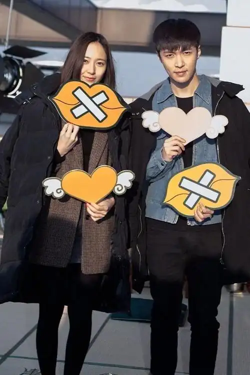 神仙合作?郑秀晶与张艺兴演情侣,被吐槽发福之前还是很有cp感