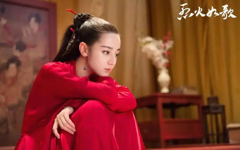 迪丽热巴《烈火如歌》超美剧照桌面壁纸