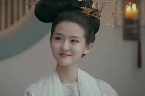 《凤囚凰》热播 梦秦出演绝代佳人宠冠后宫