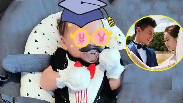 刘诗诗首晒儿子正面照 宝宝头戴学位帽可爱软萌