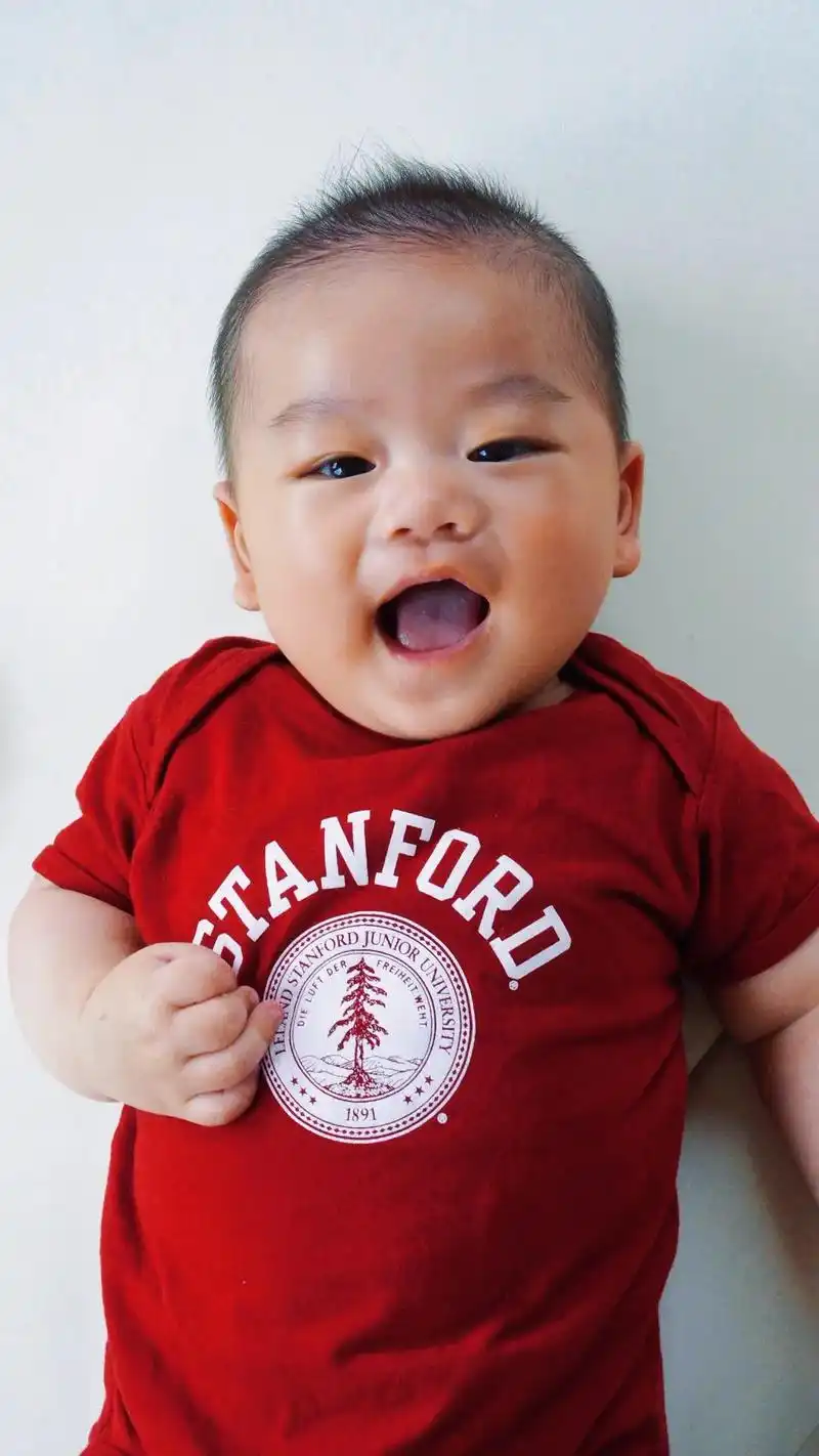 四个月的天蝎座宝宝#小孩的笑容是最治愈的 #有一个超级可爱的 - 抖音