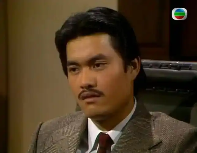 吕良伟一婚娶周海媚二婚闪婚闪离三婚妻子成了一生所爱