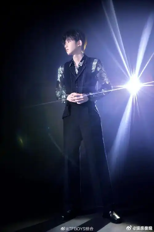 内娱颜值有点东西#内娱颜值有点东西: 赵丽颖  杨幂 刘亦菲 王俊凯