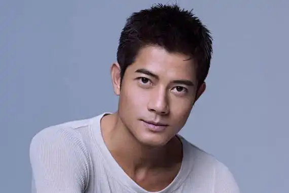 58岁郭富城深圳开演唱会外表帅气对你爱不完露了底