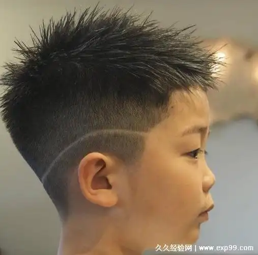 青少年发型男2022流行发型,潮酷的短发发型推荐-豆米网