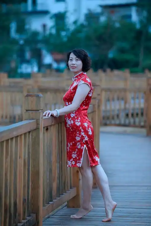 《旗袍风韵◎优雅女子》 - 美篇