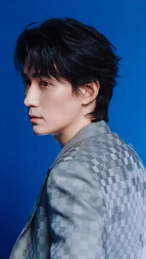 巴黎欧莱雅品牌代言人朱一龙##朱一龙2024美好纷至