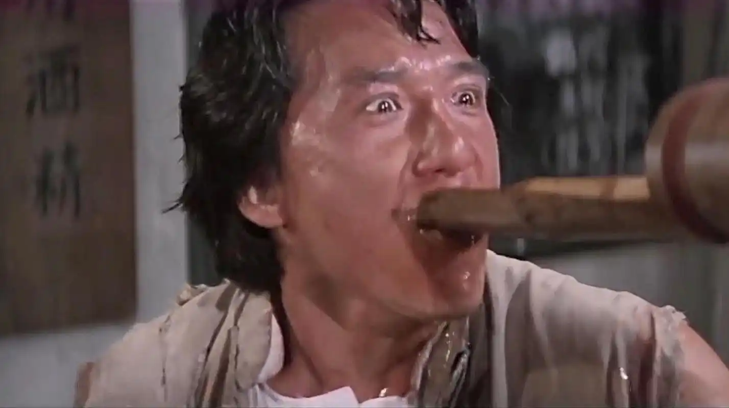 重温经典,《醉拳2》经典片段回顾,成龙功夫喜剧的开山之作
