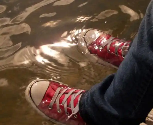 穿湿鞋子有好处吗?有什么好处?