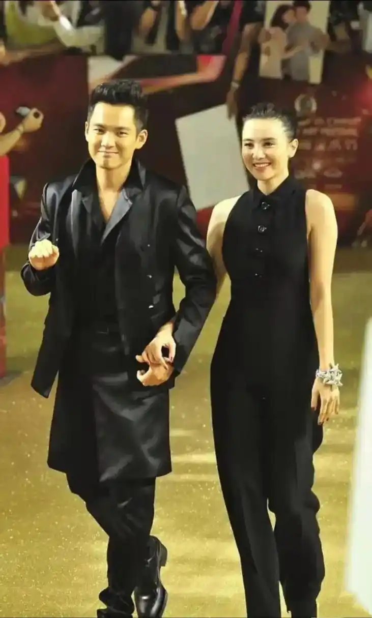 多才多艺的钟汉良妥妥的帅锅一枚! 颜值身高