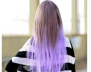 漂一撮头发效果图 挑染一撮紫色头发图片