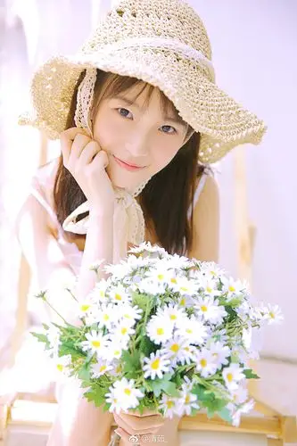 你的笑容和阳光一样灿烂