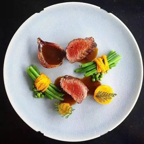 米其林餐厅菜品摆盘欣赏 .