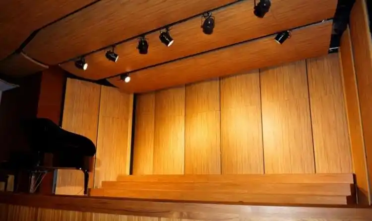 舞台木板定制认准立美产品应用于学校舞台室机关单位等场所