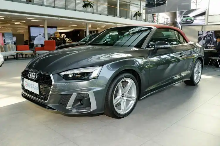 2021款 奥迪a5 cabriolet 40 tfsi 时尚动感型外观
