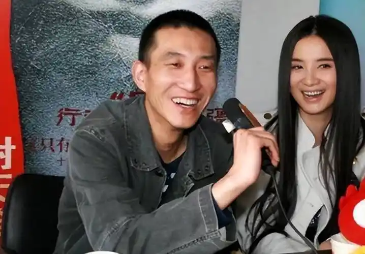小宋佳的"潇洒"情史:弃陈龙,爱上5婚导演,42岁只恋爱不结婚