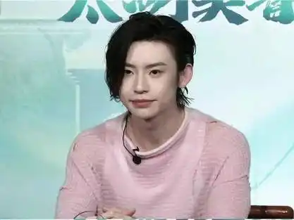 我们鬼是根正苗红好青年小鬼王琳凯