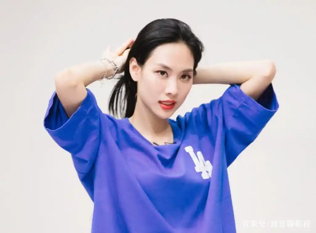 浅谈王霏霏孟佳,作为前missa女团成员,她俩才是真正的逆流而上