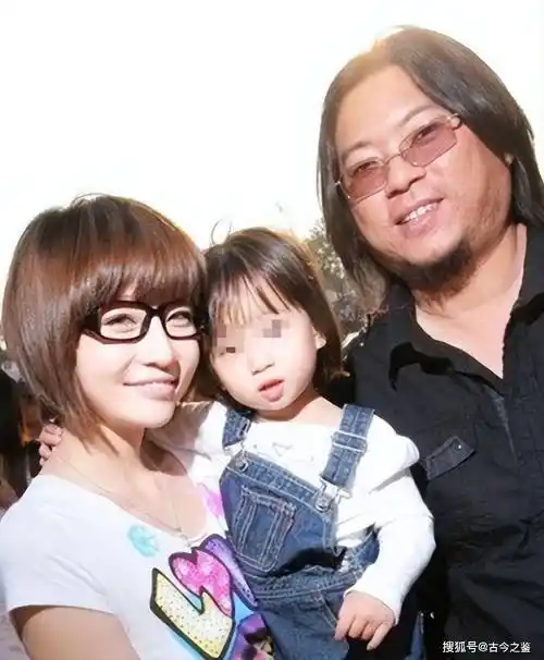 曾在节目上发表不当言论,后又迷恋上整容的高晓松,现状让人唏嘘