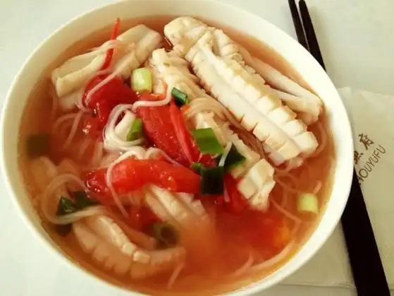 特色,还是特色!成都老字号招牌面之"鱿鱼面",想学的点进来!