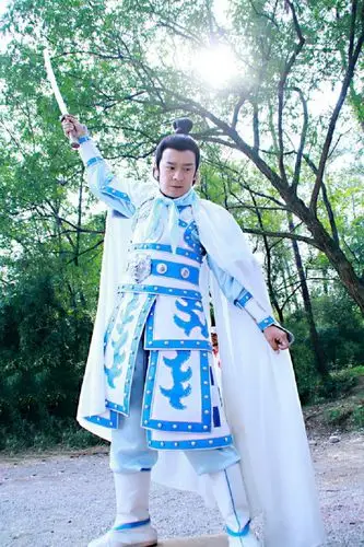 组图:《薛平贵》曝悲情剧照 宣萱陈浩民生死离别_高清图集_新浪网