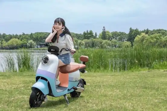高颜悦己出行适合女生骑的电动车