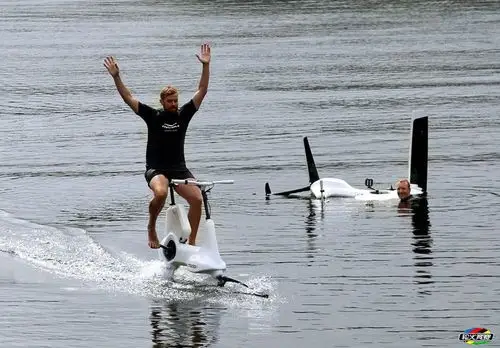 凌波微步manta5水上自行车