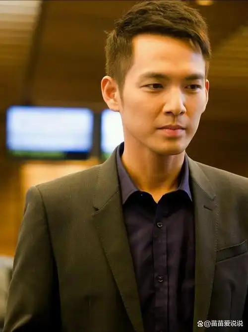 军艺校草杨洋真的是"塌房了.