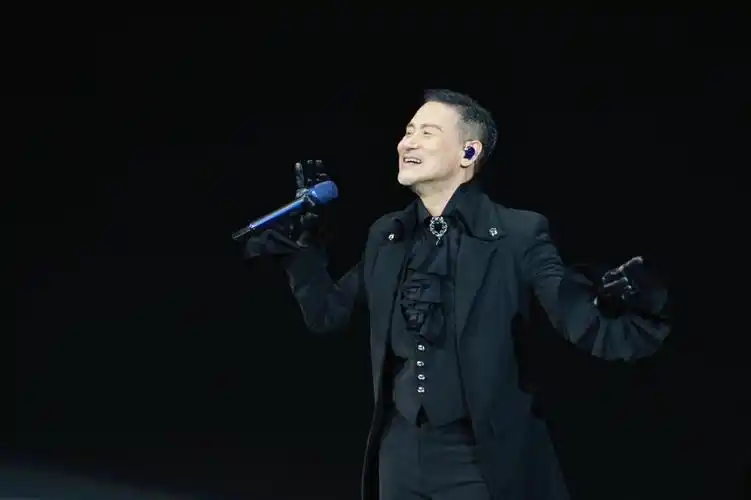 张学友确诊新冠在家隔离,希望下周重返上海舞台