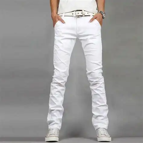 男生怎么穿白色裤子,男生怎么穿白色裤子图片 - 红豆知识网