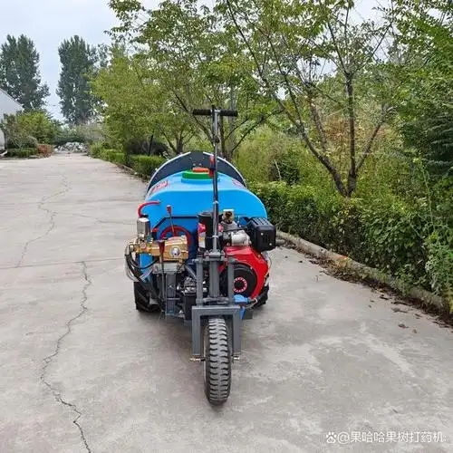 牵引式小型果园打药机