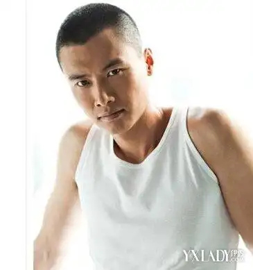 男生短寸锅盖头发型图片欣赏四款发型诠释型男魅力