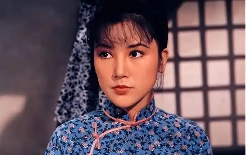 邵音音_模样_香港