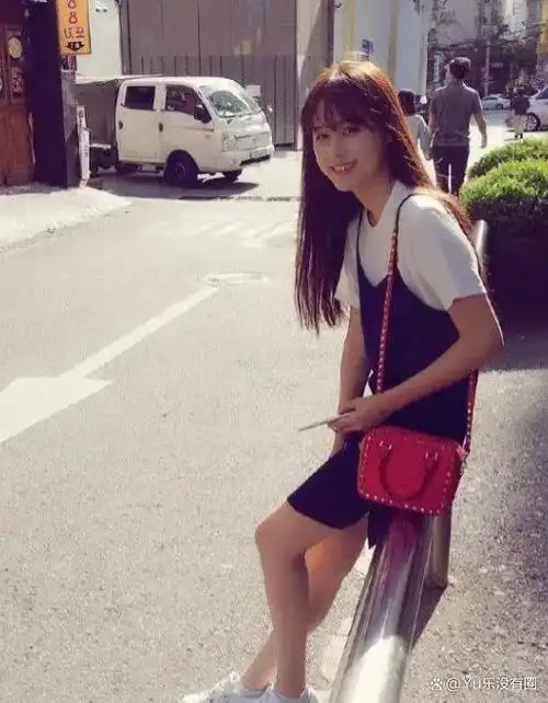 王思聪24年交往了17个女友,各个绝色,让人傻傻分不清楚!