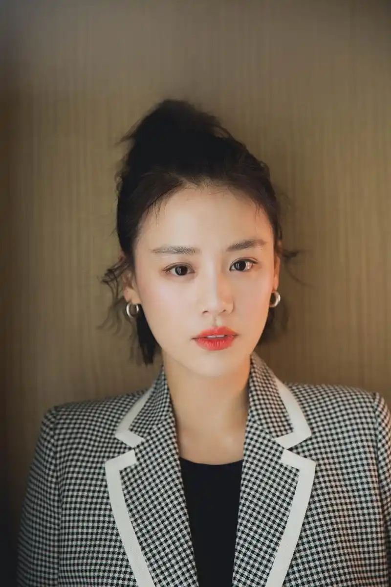 马思纯新发型终于凹对了一款波波头清纯得像20岁女孩甜美极了