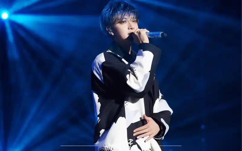 完整版这首歌一起 dna动了,和海浪一直在一起 黄子韬的舞台永远让我