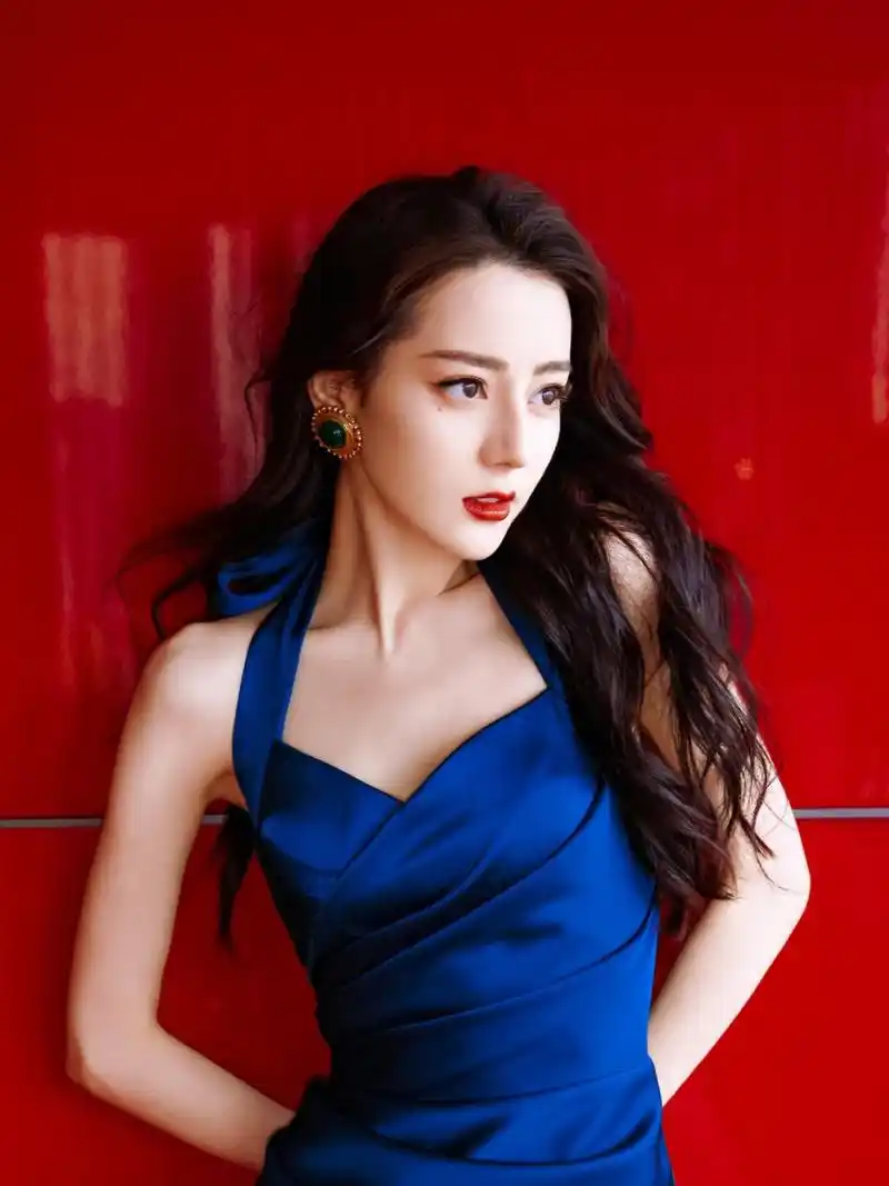 就比如迪丽热巴 最近好想重温克拉恋人但是没找到zy 小伙伴们求93