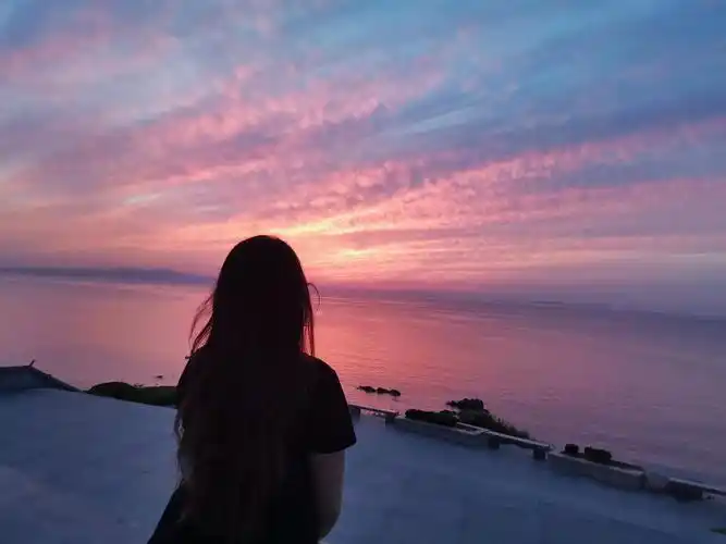 其它 烟台威海三日游 写美篇无意中看到一个坚强的背影,和他比,我们