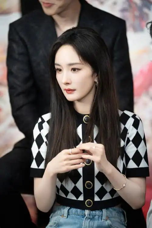 杨幂古剑奇谭 杨幂完美女孩 杨幂宫锁心玉 杨幂小时代 杨幂狐妖小红