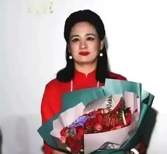 回顾演员伍宇娟我和贾宏声没有结过婚他也不是我儿子的父亲