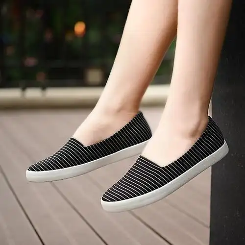 金三志老北京布鞋女鞋子2021年新款春夏韩版百搭懒人一脚蹬帆布平底单