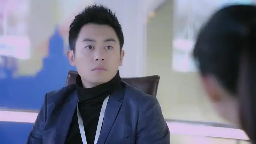 漂洋过海来看你:朱亚文就用几句话,就把女强人吓得赶紧下班!