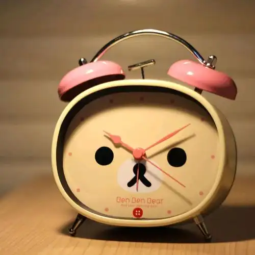 自从它被人利用钟摆的原理发明以来已经成为人们生活中不能缺少的物品