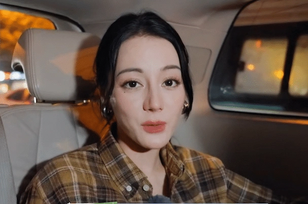 迪丽热巴吐槽节目组截丑图,遭反怼没有自知之明_热巴来_形象_镜头