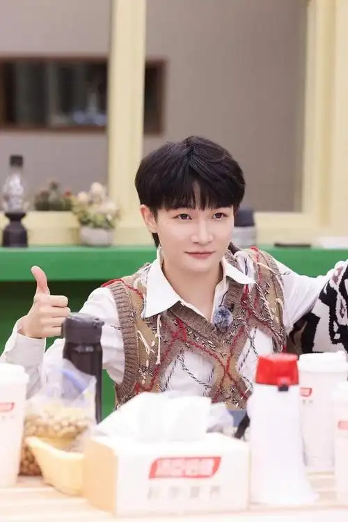 《声生不息·家年华》主题竞演开启,周深宋亚轩共唱国风情歌