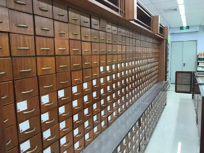 图4 完工后的中药斗架