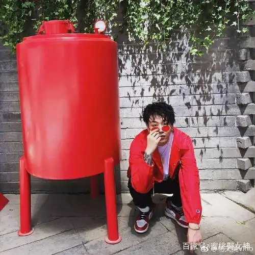 杨文昊兑现与粉丝232天前的承诺,这可能是爱豆粉丝最暖心的约