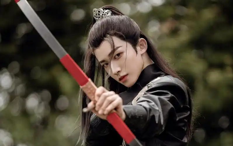 刘宇纵马狂歌执箭少年郎这套高马尾古装终于放出来了awsl含字幕版花絮