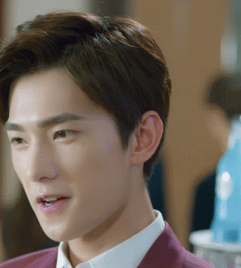 杨洋帅哥迷人男神gif动图_动态图_表情包下载_soogif