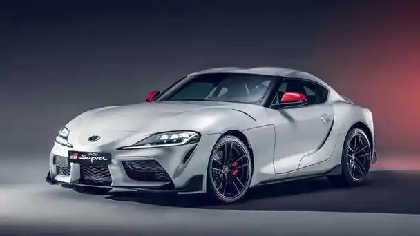 6万元的指导价正好卡在福特野马(指导价36.98万起)和捷